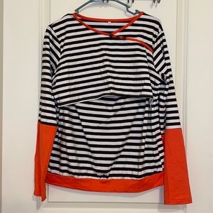 Women’s nursing top
